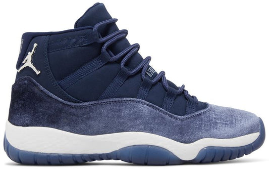 USED Jordan 11 Retro Midnight Navy (Women's)