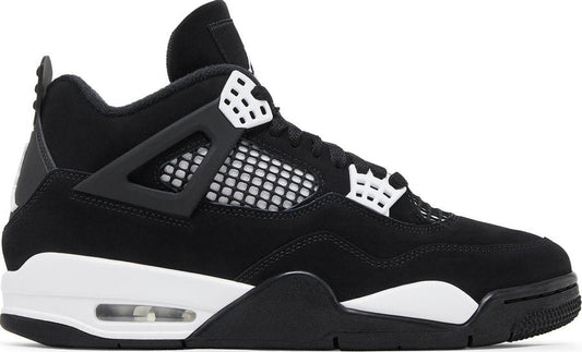 USED Jordan 4 Retro White Thunder