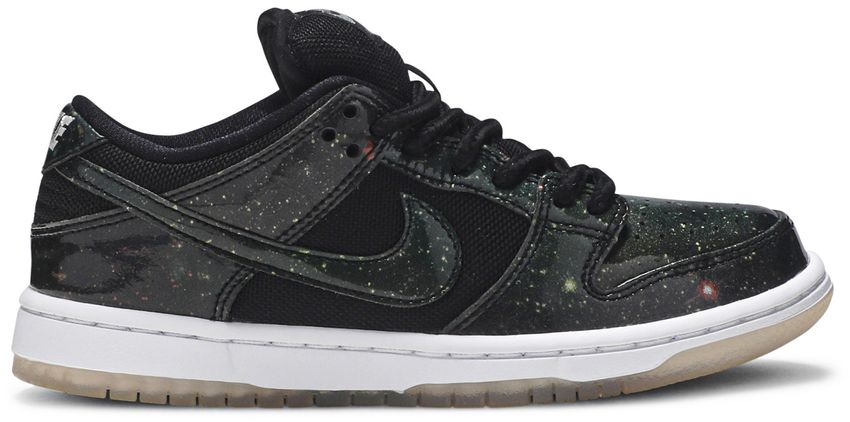 Nike SB Dunk Low 420 Intergalactic